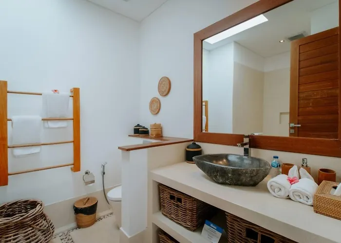 Rated 4br Just 5 Min To Finns Club Villa *