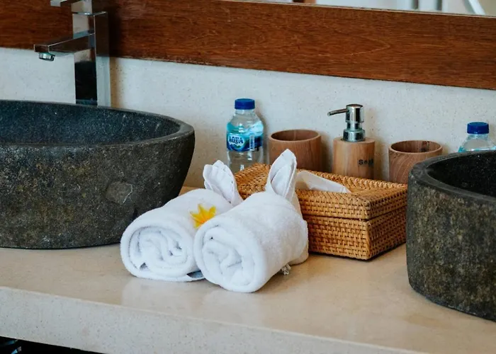 Rated 4br Just 5 Min To Finns Club Villa *