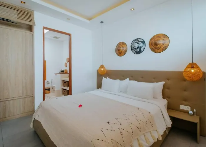 Rated 4br Just 5 Min To Finns Club Canggu