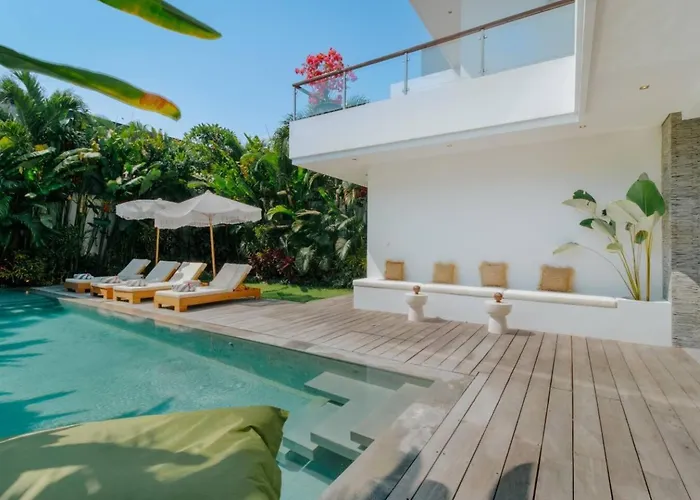 Rated 4br Just 5 Min To Finns Club Villa Canggu