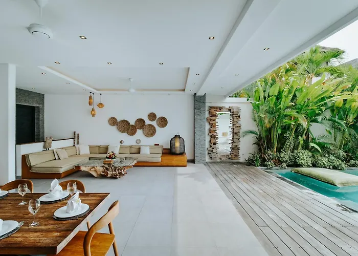 Rated 4br Just 5 Min To Finns Club * Canggu